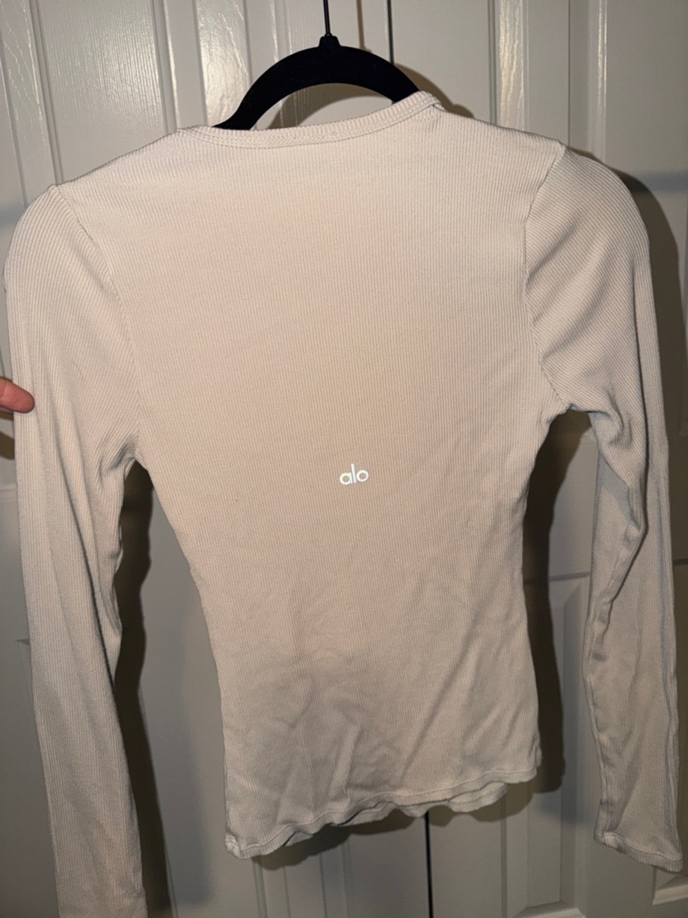 ALO Yoga Long Sleeve Ribbed Top in Off-White